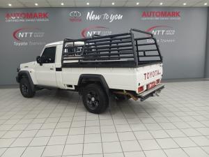 Toyota Land Cruiser 79 2.8 GD-6S/C - Image 8