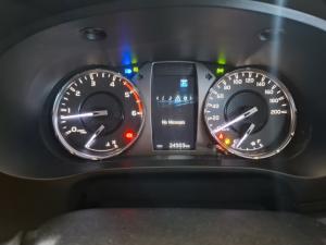 Toyota Hilux 2.4 GD-6 RB Raider automaticD/C - Image 11