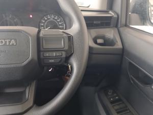 Toyota Hilux 2.8 GD-6 RB SRX 4X4 automaticD/C - Image 10