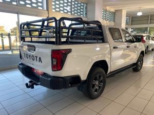 Toyota Hilux 2.8 GD-6 RB SRX automaticD/C - Image 2