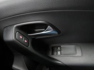 Volkswagen Polo Vivo 1.4 Life - Image 17