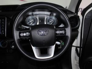 Toyota Hilux 2.4 GD-6 Raider 4X4 automaticD/C - Image 12