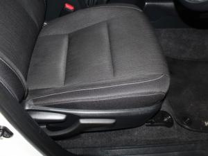 Toyota Hilux 2.4 GD-6 Raider 4X4 automaticD/C - Image 17