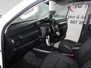 Toyota Hilux 2.4 GD-6 Raider 4X4 automaticD/C - Image 18