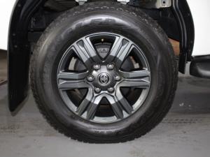 Toyota Hilux 2.4 GD-6 Raider 4X4 automaticD/C - Image 9