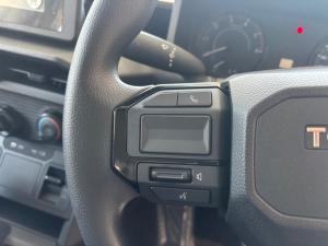 Toyota Hilux 2.8 GD-6 RB SRX 4X4 automaticD/C - Image 9
