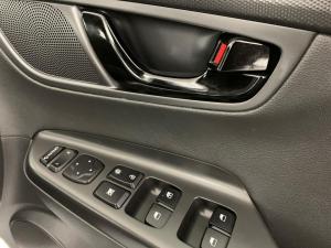 Hyundai Kona 2.0 Executive automatic - Image 13