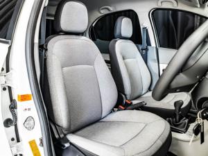 Tata Tiago 1.2 XT manual - Image 10
