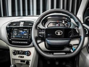 Tata Tiago 1.2 XT manual - Image 8