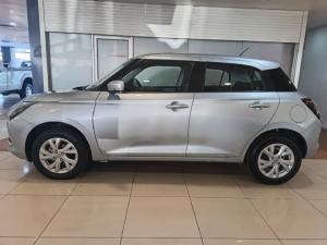 Suzuki Swift 1.2 GL+ auto - Image 3