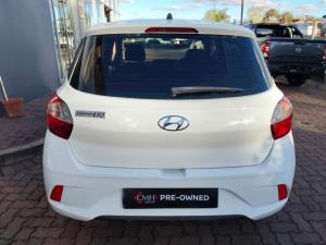 Hyundai Grand i10 1.0 Executive hatch - Image 4