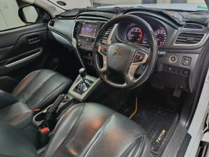 Mitsubishi Triton 2.4DI-D double cab 4x4 Xtreme - Image 10