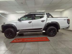 Mitsubishi Triton 2.4DI-D double cab 4x4 Xtreme - Image 2