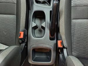 Nissan Magnite 1.0 Visia manual - Image 9