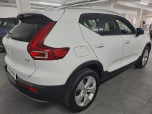 Volvo XC40 T3 Momentum auto - Image 2