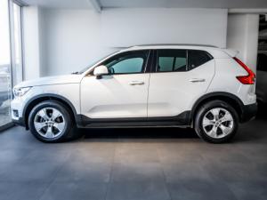 Volvo XC40 T3 Momentum auto - Image 2