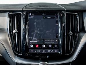 Volvo XC60 B5 Momentum - Image 13