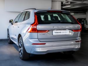 Volvo XC60 B5 Momentum - Image 8