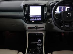 Volvo XC40 B4 Plus Dark - Image 17