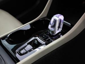 Volvo XC40 B4 Plus Dark - Image 20