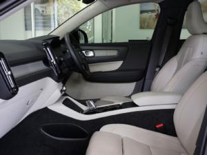 Volvo XC40 B4 Plus Dark - Image 7