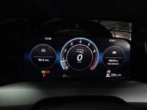 Volkswagen Golf 1.4TSI R-Line Plus - Image 14