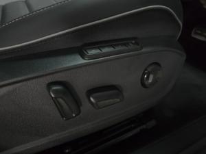Volkswagen Golf 1.4TSI R-Line Plus - Image 19