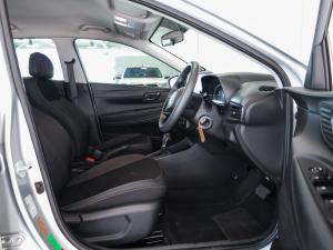 Hyundai i20 1.4 Motion auto - Image 14