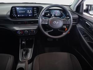 Hyundai i20 1.4 Motion auto - Image 19
