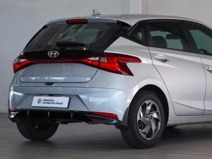 Hyundai i20 1.4 Motion auto - Image 9