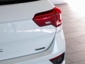Volkswagen T-Roc 2.0TSI 140kW 4Motion R-Line - Image 12