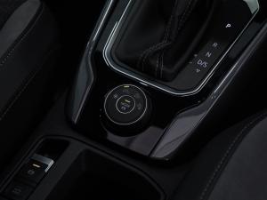 Volkswagen T-Roc 2.0TSI 140kW 4Motion R-Line - Image 24