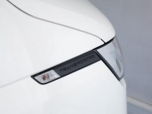 Volkswagen Transporter 2.0TDI Kombi SWB Trendline auto - Image 10