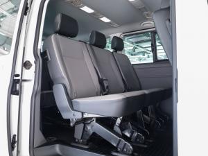 Volkswagen Transporter 2.0TDI Kombi SWB Trendline auto - Image 15
