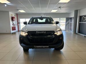 Isuzu D-Max 1.9TD single cab L 4x4 manual - Image 2
