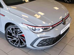 Volkswagen Golf GTI - Image 4