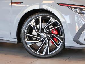 Volkswagen Golf GTI - Image 5