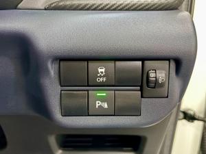 Suzuki Baleno 1.5 GL auto - Image 9