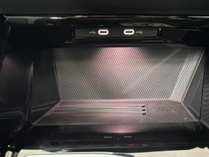 Volkswagen Golf 1.4TSI R-Line Plus - Image 15