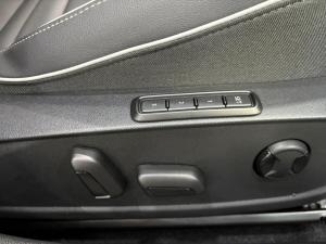 Volkswagen Golf 1.4TSI R-Line Plus - Image 17