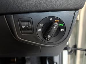 Volkswagen Polo hatch 1.0TSI Life manual - Image 13
