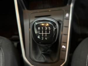 Volkswagen Polo hatch 1.0TSI Life manual - Image 5