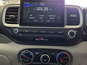 Hyundai Venue 1.2 Premium - Image 12