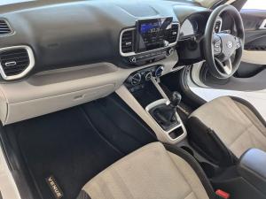 Hyundai Venue 1.2 Premium - Image 20