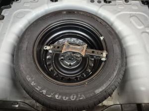 Hyundai Venue 1.2 Premium - Image 25