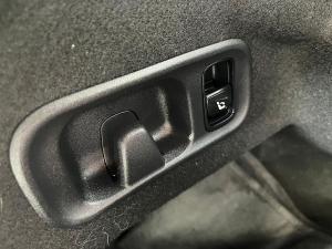 Mercedes-Benz C-Class C220d Avantgarde - Image 25