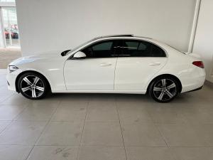 Mercedes-Benz C-Class C220d Avantgarde - Image 4
