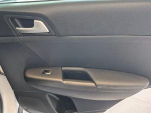 Kia Sportage 2.0CRDi EX - Image 17
