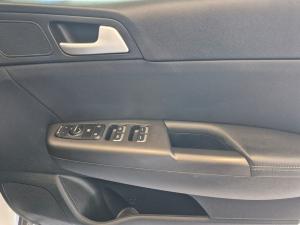 Kia Sportage 2.0CRDi EX - Image 9