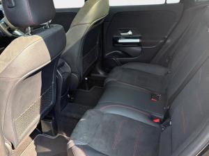 Mercedes-Benz GLA GLA200 Progressive - Image 15